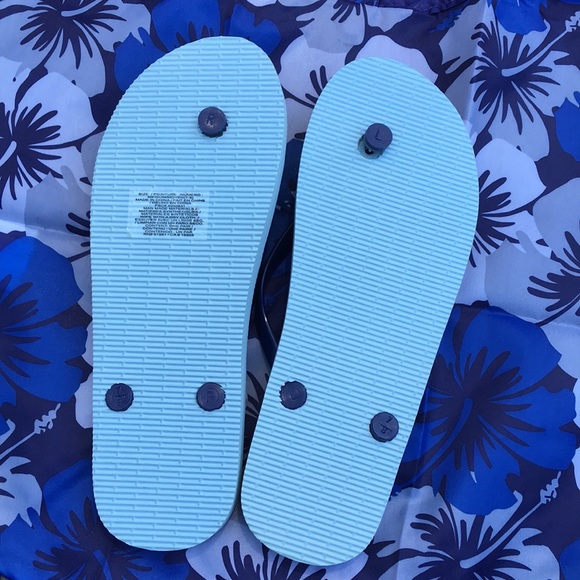 Floral Design Sandals with matching Tote - Picture 3 of 4